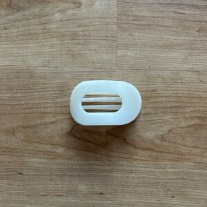 NWOT Teleties Flat Claw Hair Clip (White)